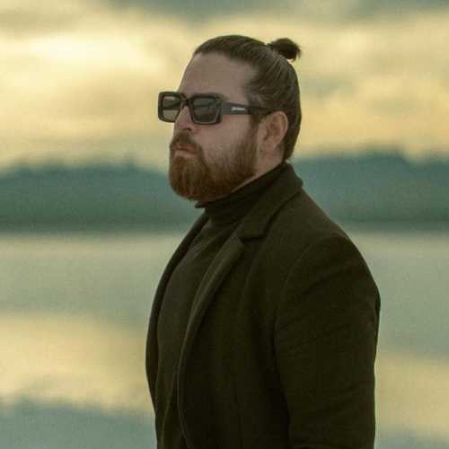 دانلود آهنگ عماد طالب زاده عشق لازم