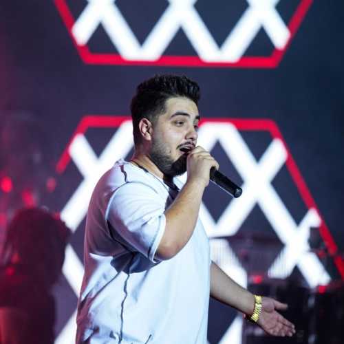 دانلود آهنگ خاطره هام با توئه دل گرفتار توئه خواب و رویای توئه دانلود آهنگ خاطره هام با توئه دل گرفتار توئه خواب و رویای توئه