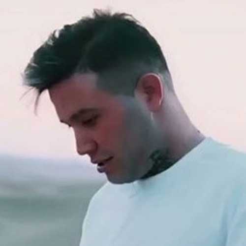 دانلود آهنگ علی احمدیانی به اونی که عشق منه