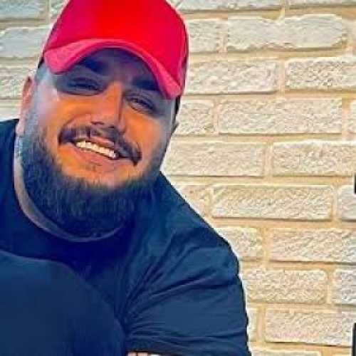 دانلود آهنگ امیر قمی دلبر نازم دانلود آهنگ امیر قمی دلبر نازم