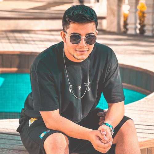 دانلود آهنگ من حالم بدتره یا تو خوب ببین نبند چشاتو