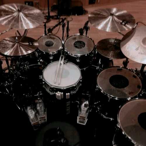 دانلود ریمیکس افسانه هله دان دان