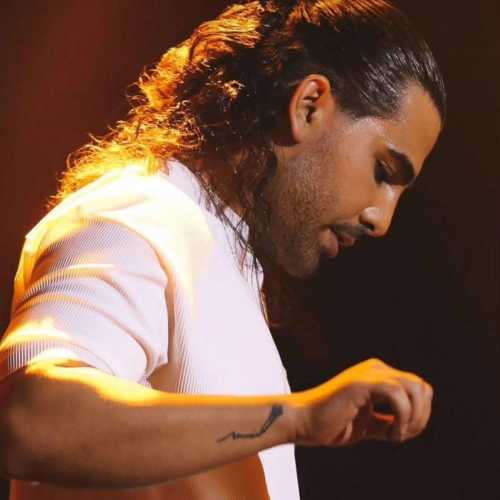 دانلود آهنگ بزن تو دم به دقیقه اصلا زنگ بهم مجید رضوی