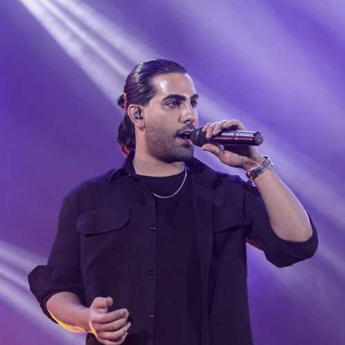 دانلود آهنگ من میمونم پات قلب من جاش میدونم بات امنه